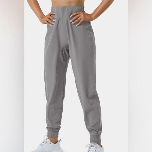 Halara High Rise Jogger Pants NEW Size Medium in Gray - Picture 3 of 8
